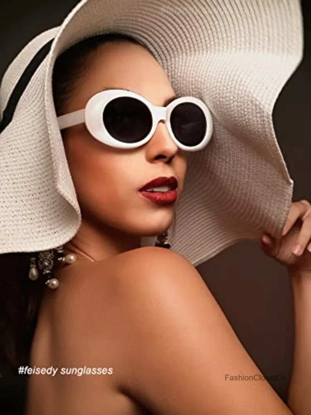 Retro Oval Sunglasses with UV400 Protection Oversized Clout Goggles